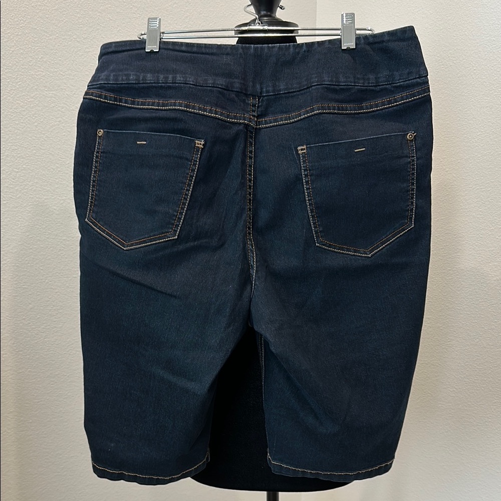 Peck & Peck Dark Blue Jean Stretch Denim Shorts - Picture 8 of 9